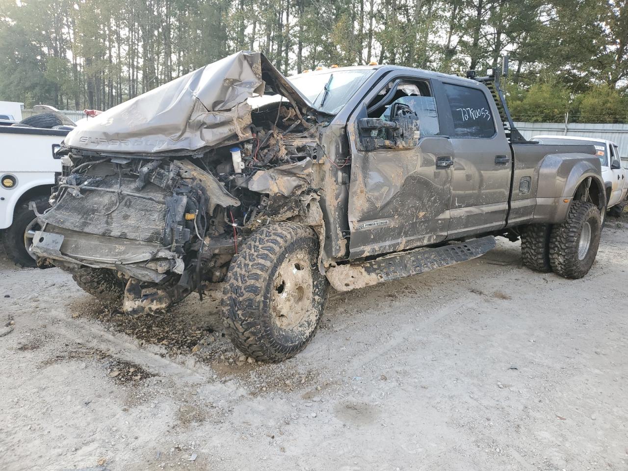 VIN: 1FT8W3DT6KED25765 2019 FORD F350
