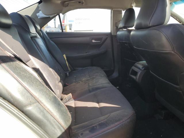 2016 Toyota Camry - Image 10