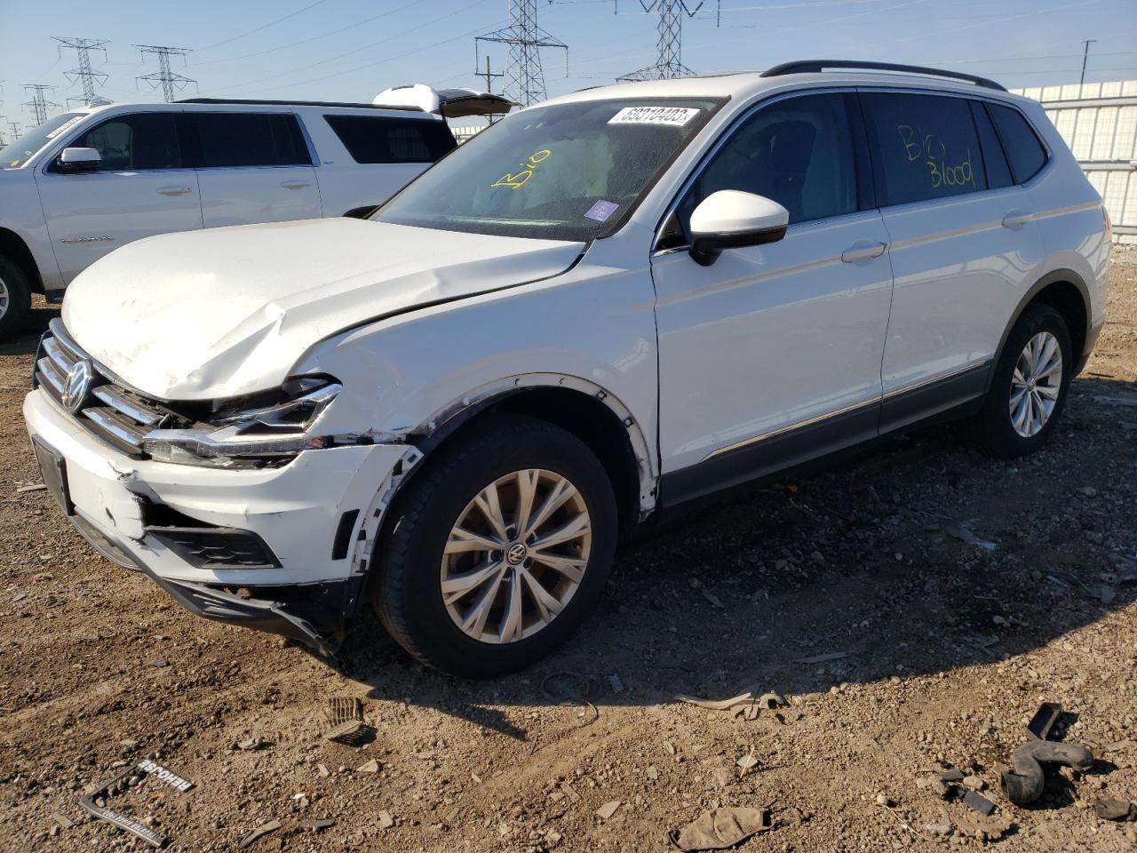 3VV2B7AX2JM049157 2018 Volkswagen Tiguan Se