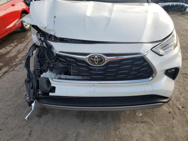 VIN 5TDFZRBH1MS123526 2021 Toyota Highlander, Platinum no.11