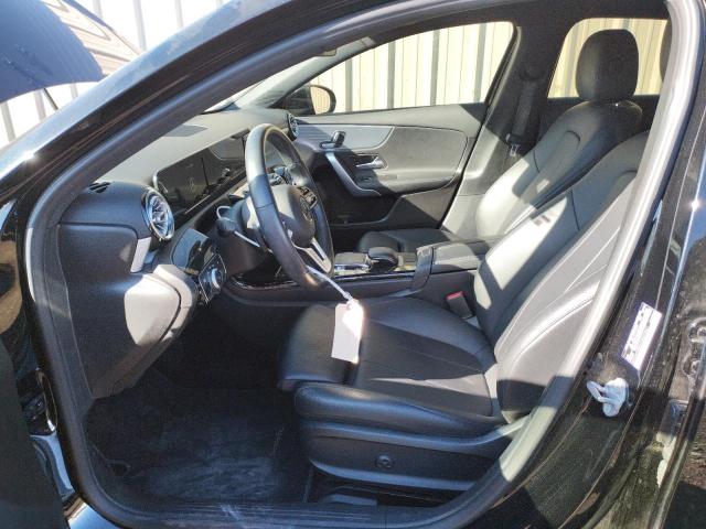 WDD3G4EB5KW022561 Mercedes-Benz A 220