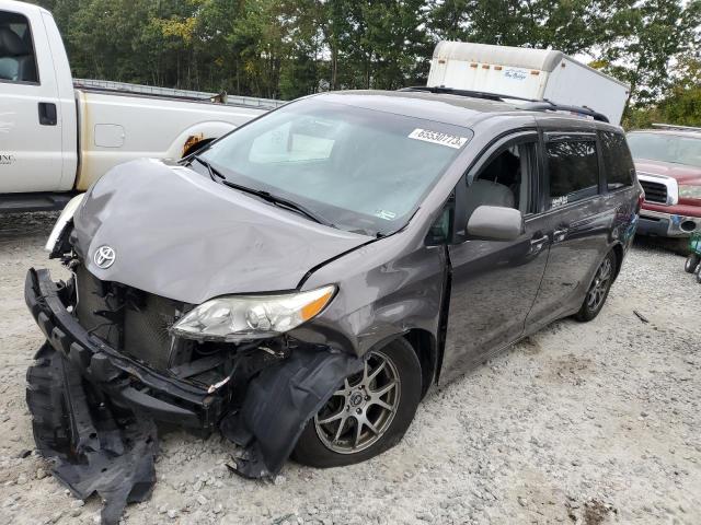 2016 Toyota Sienna LE