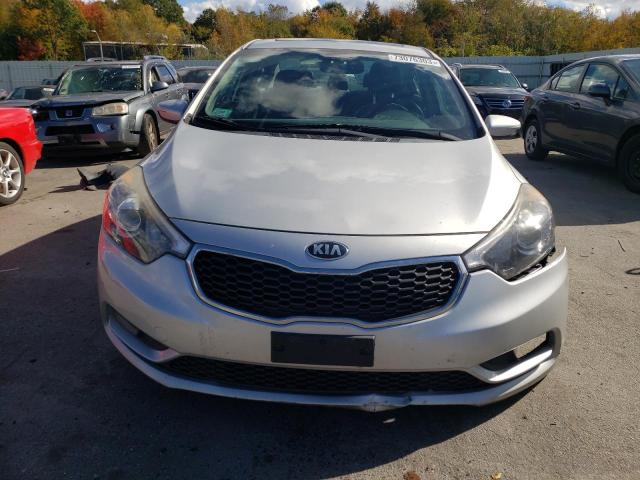 KNAFZ4A87G5550012 KIA FORTE EX