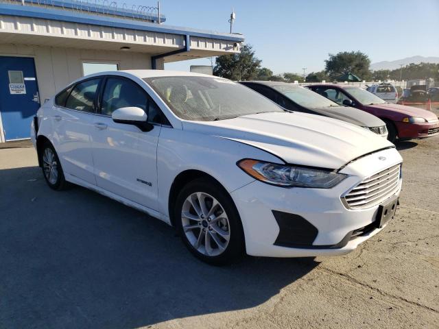 3FA6P0LU8KR207782 Ford FUSION SE