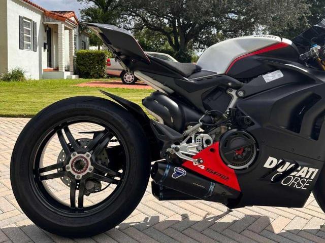 2021 DUCATI PANIGALE V ZDMDAGNWXMB001952