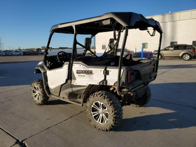 2016 HONDA SXS1000 M5 1HFVE0426G4002685