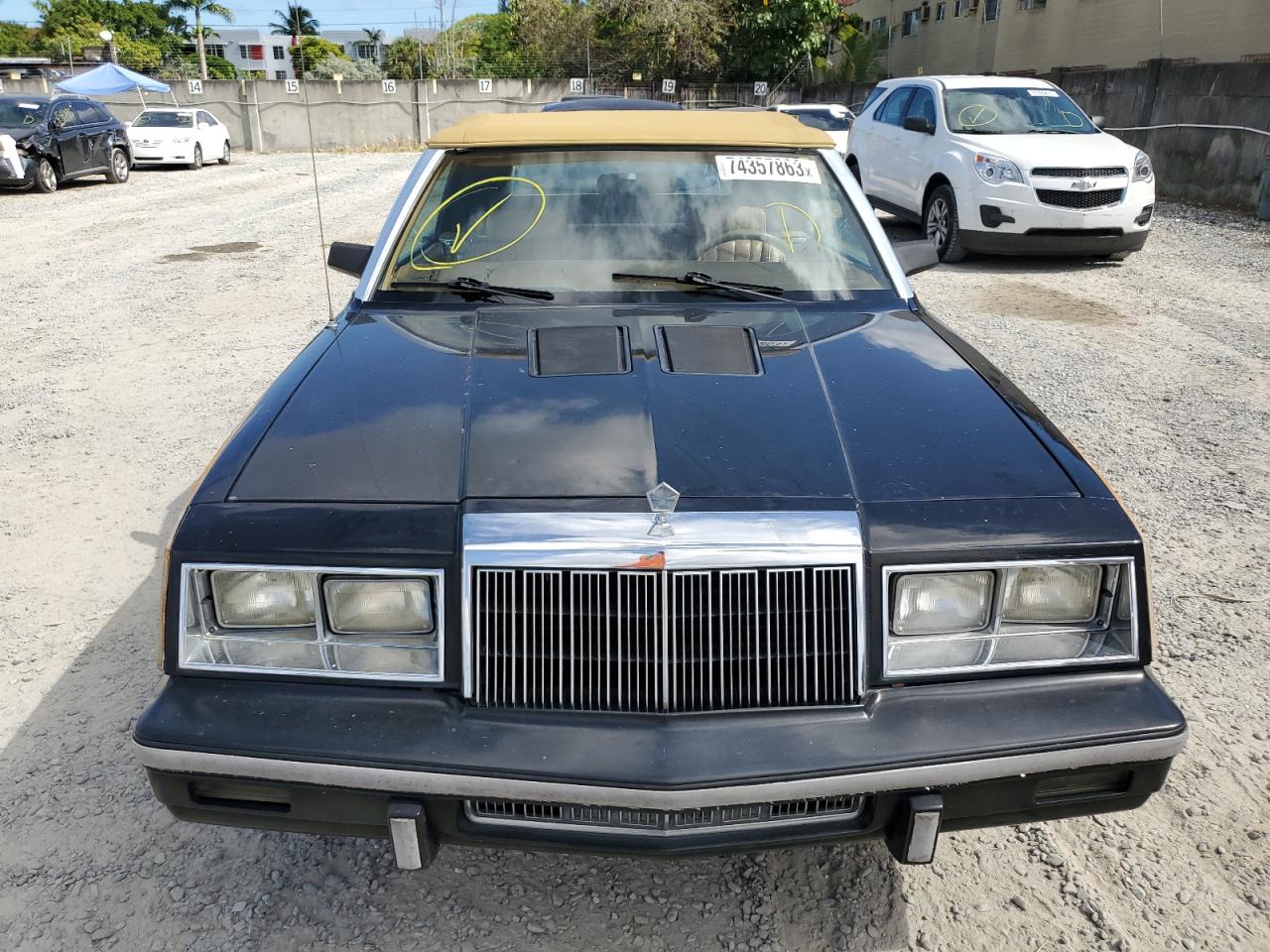 1C3BC55E1FG271476 1985 Chrysler Lebaron