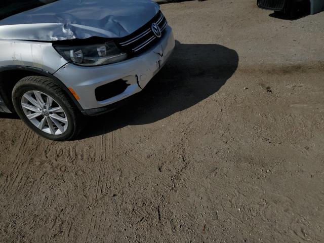 WVGAV7AX3HK047612 | 2017 VOLKSWAGEN TIGUAN S