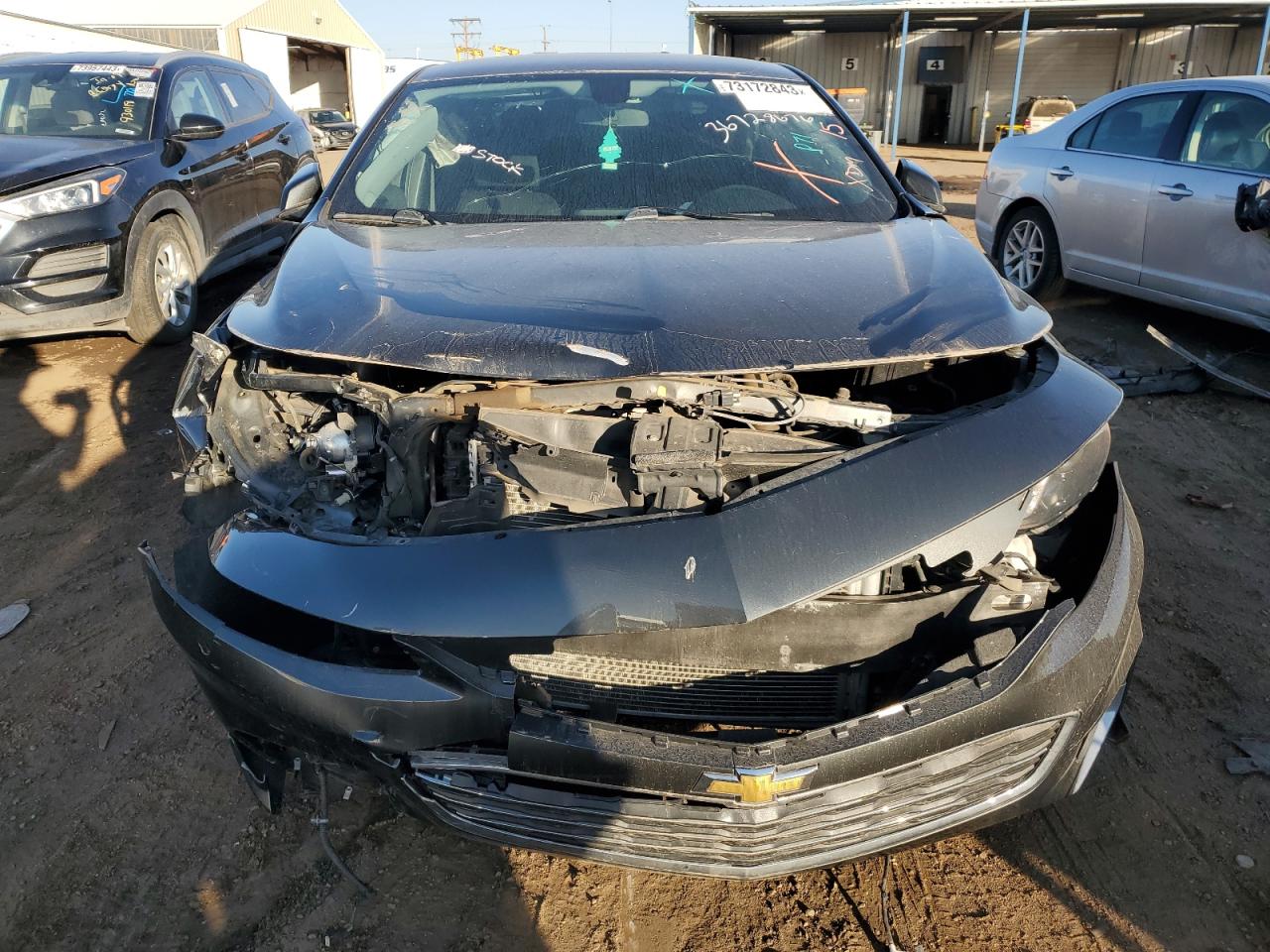 1G1ZD5ST8JF257138 2018 Chevrolet Malibu Lt