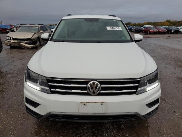 3VV3B7AX3KM063901 Volkswagen Tiguan SE 5