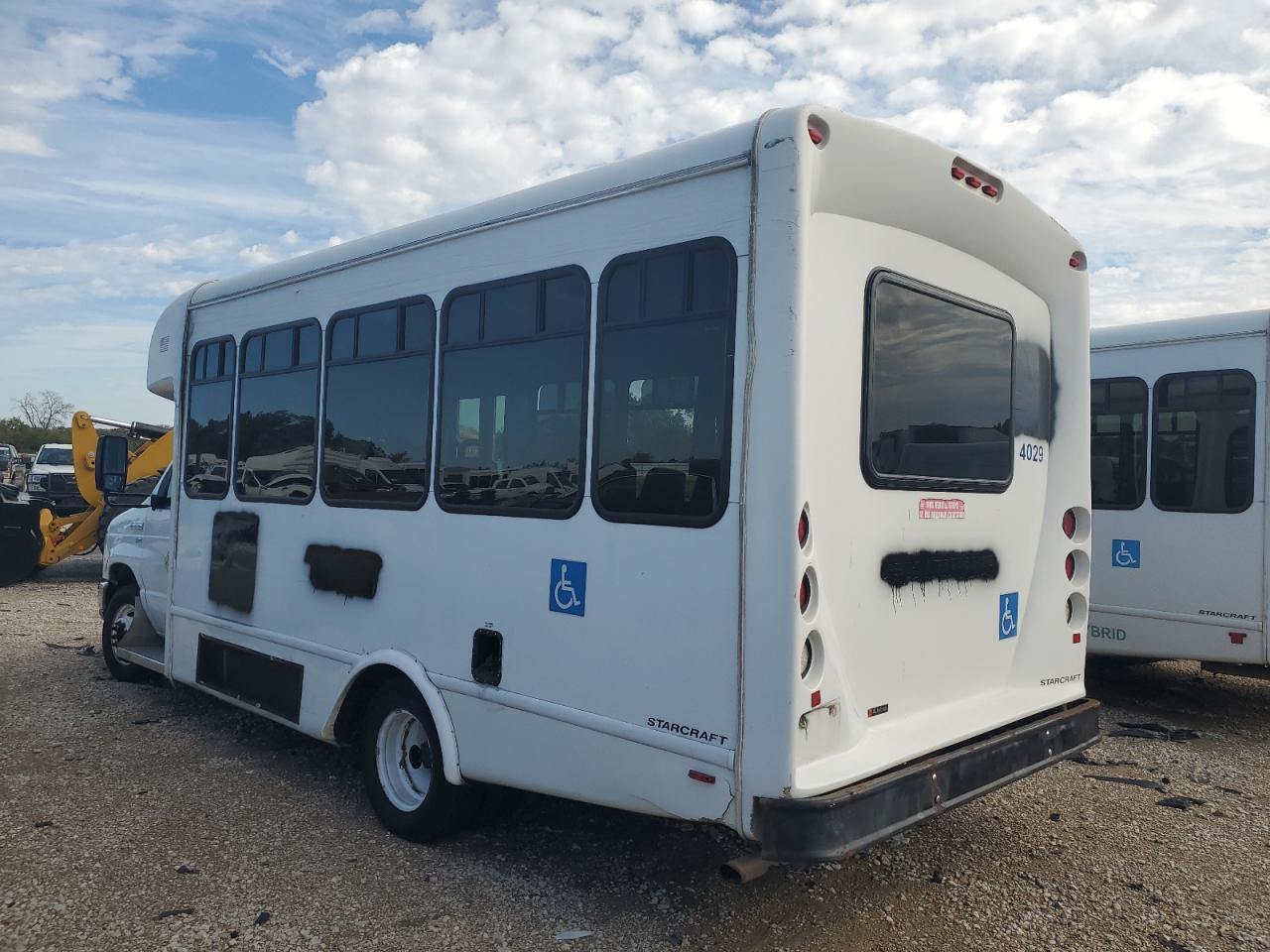 1FDEE3FL2GDC30910 FORD ALL Models 2016