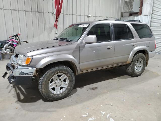 2002 Toyota 4Runner SR5