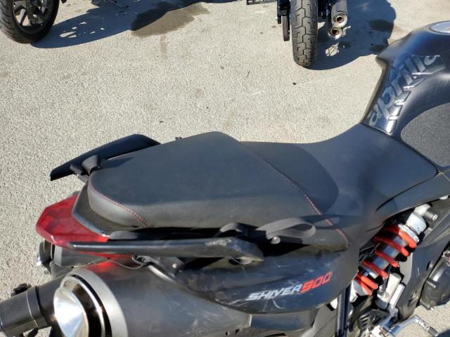 2019 APRILIA SHIVER ZD4KHU017KS000039