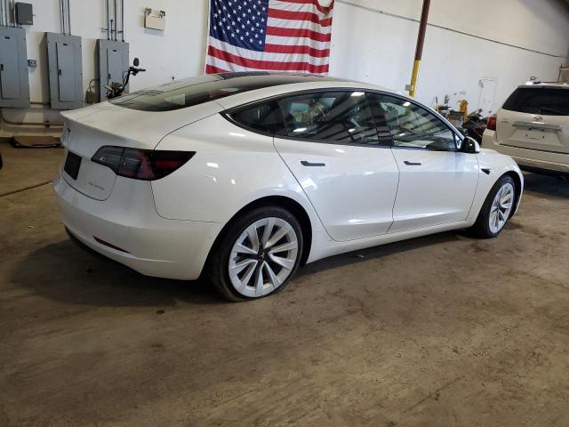 5YJ3E1EB0NF331457 Tesla MODEL 3