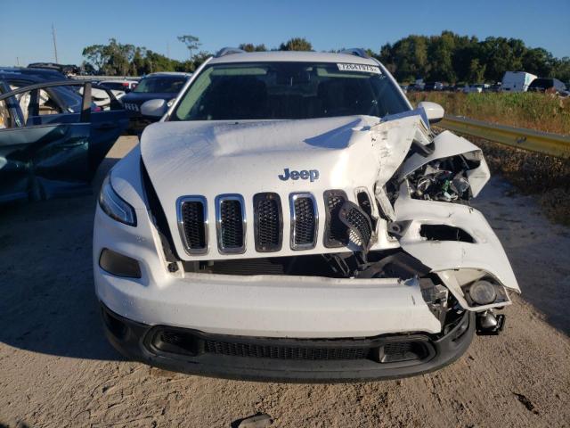 1C4PJLCB8GW201209 Jeep Cherokee Latitude