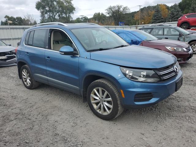 2017 VOLKSWAGEN TIGUAN WOL - WVGSV7AX5HW512064