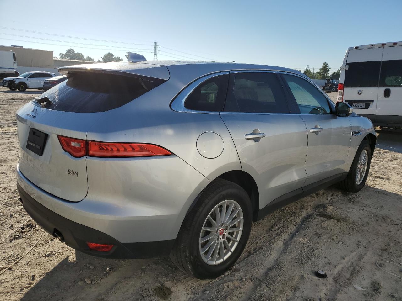 SADCS2FX2KA391693 2019 Jaguar F-Pace