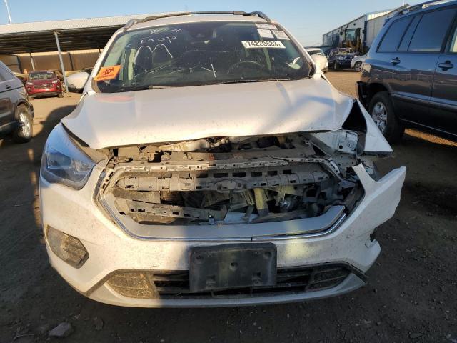 1FMCU9J96KUB60667 Ford Escape Titanium