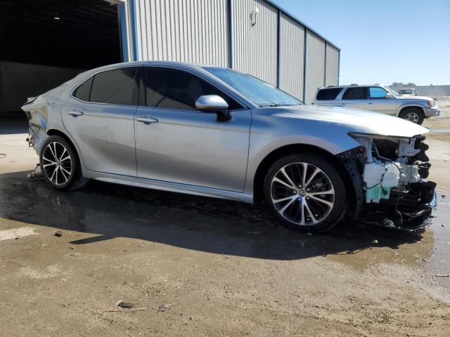 Vin: 4t1g11ak8lu356335, lot: 73180443, toyota camry se 20204