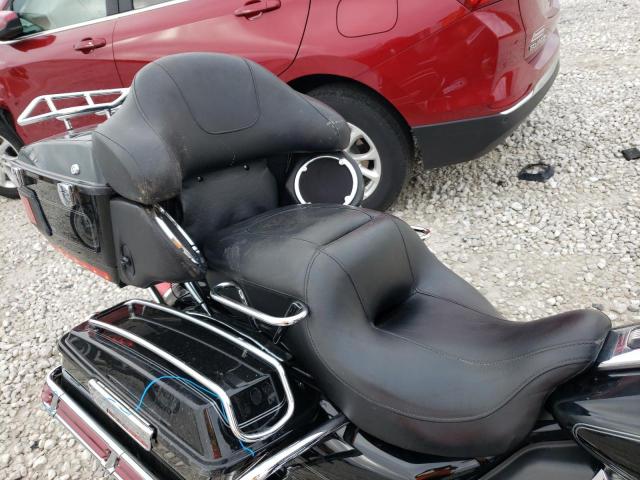 2010 HARLEY-DAVIDSON FLHTCU 1HD1FC410AB652208