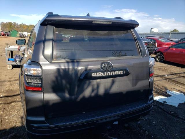 2019 TOYOTA 4RUNNER SR - JTEBU5JR1K5667460