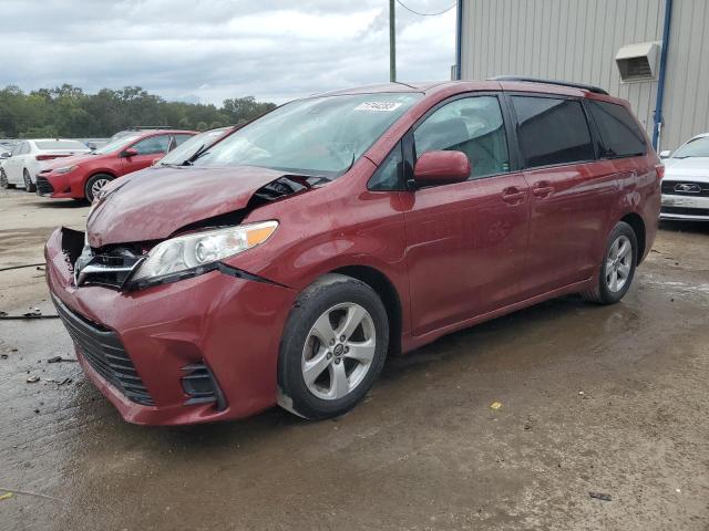 2018 Toyota Sienna LE