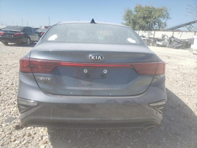 3KPF24AD8LE207809 KIA FORTE FE