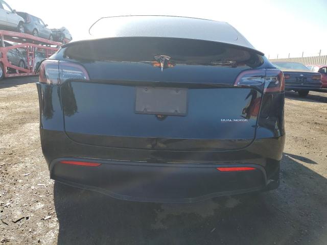  TESLA MODEL Y 2023 Чорний