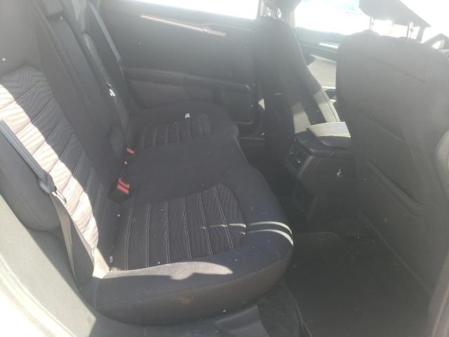 3FA6P0HD1GR133234 Ford FUSION SE