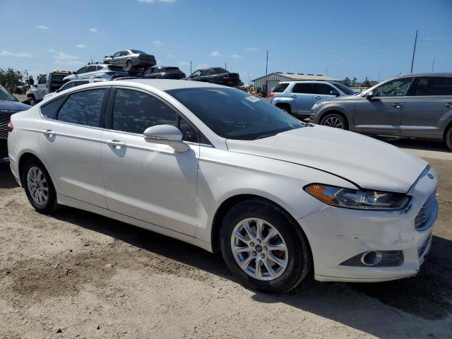 1FA6P0HD5E5372253 Ford FUSION SE