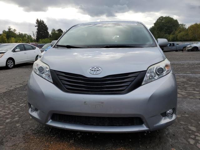 5TDZK3DC1FS687468 Toyota SIENNA