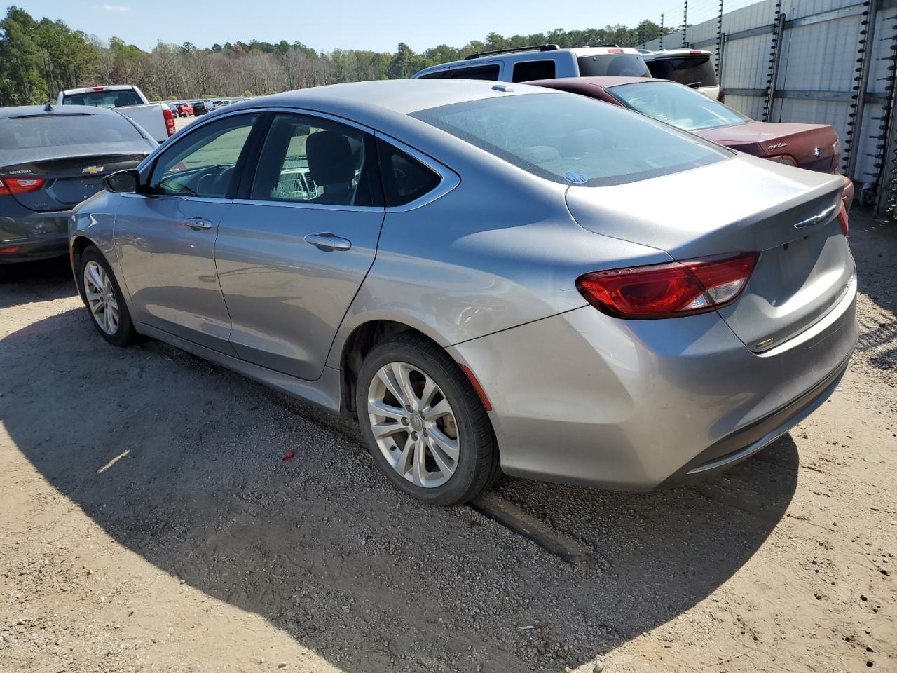 2015 Chrysler 200 Limited vin: 1C3CCCAB9FN701898