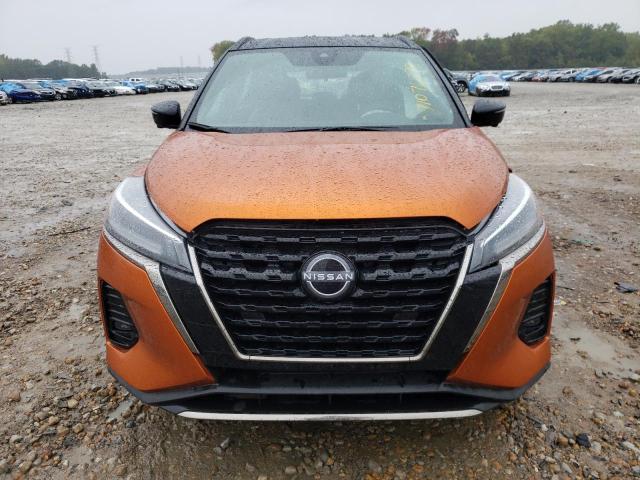  NISSAN KICKS 2023 Оранжевий