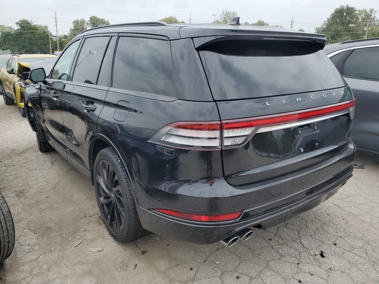 5LM5J7XC9NGL10960 Lincoln Aviator RE 2