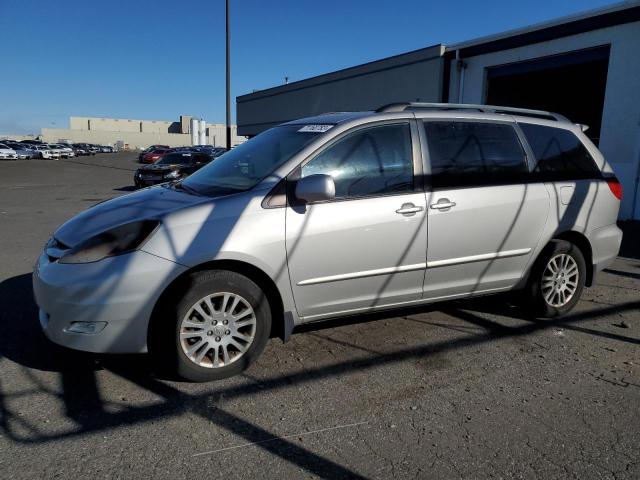 2007 Toyota Sienna XLE