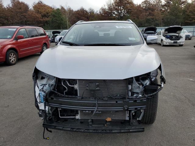 JN1BJ1CW4NW483978 Nissan Rogue Sport Sl