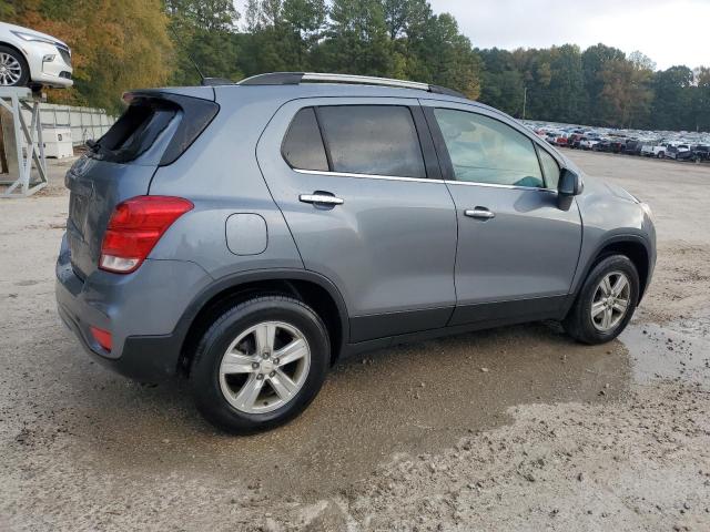 KL7CJPSB3KB893934 Chevrolet Trax 1LT 3