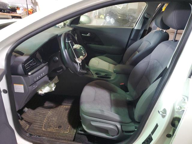 KNDCB3LC2N5500640 KIA NIRO LX