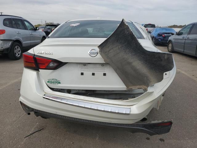  NISSAN ALTIMA 2022 Білий