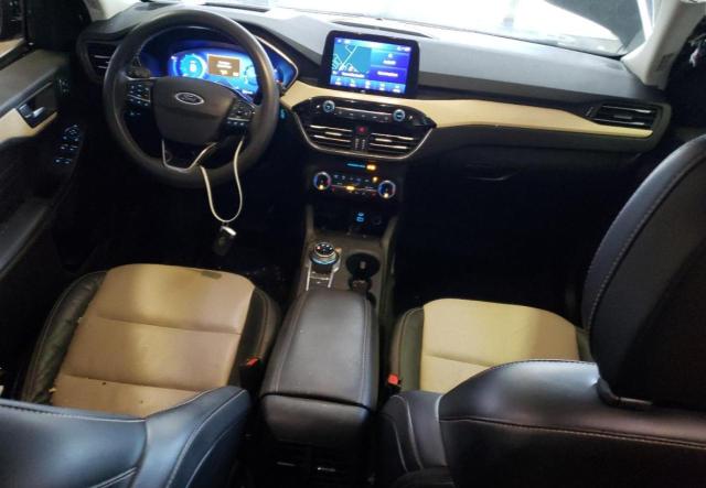  FORD ESCAPE 2022 Чорний