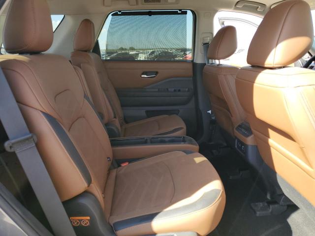 5N1DR3DH3PC275651 Nissan Pathfinder Platinum