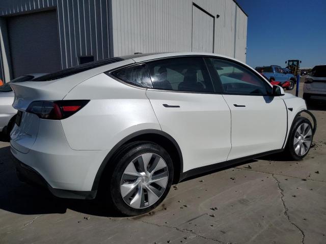 7SAYGDEE4PA099752 Tesla Model Y  3