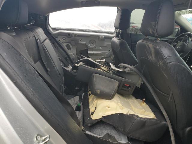 2018 BUICK REGAL ESSE W04GP6SX4J1148360