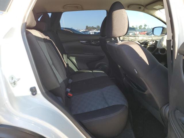 JN1BJ1CR6HW141026 Nissan Rogue Sport S