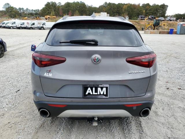  ALFA ROMEO STELVIO 2018 Сірий