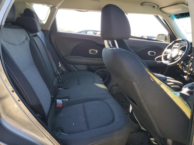 KNDJP3A56J7566989 KIA SOUL +