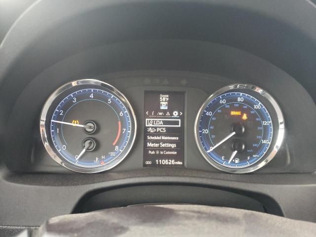 2T1BURHE5JC068383 2018 Toyota Corolla L
