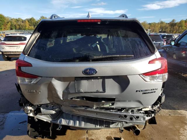 JF2SKAWC9KH530953 Subaru Forester Touring