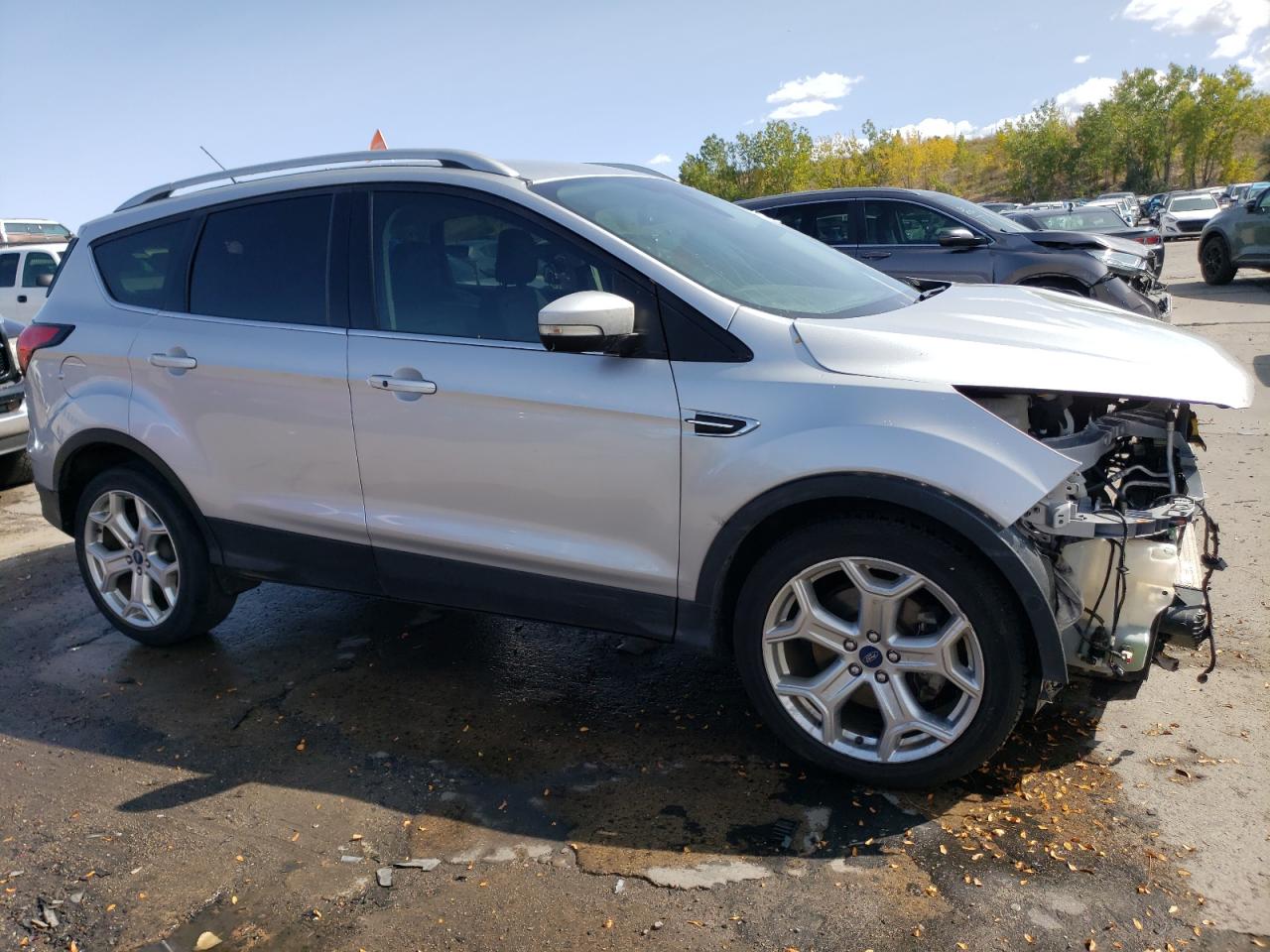 2019 Ford Escape Titanium vin: 1FMCU0J97KUA79236