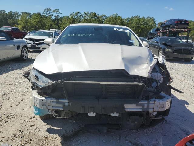 3FA6P0HD5KR129955 Ford Fusion SE 5